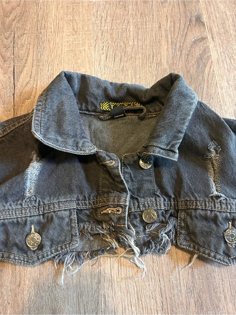 Taxi Cropped Distressed Black Denim Jacket Y2K size Women’s Small